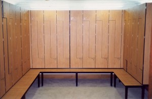 LOCKERS 1 - Z TYPE WITH INTEGRATED BENCH